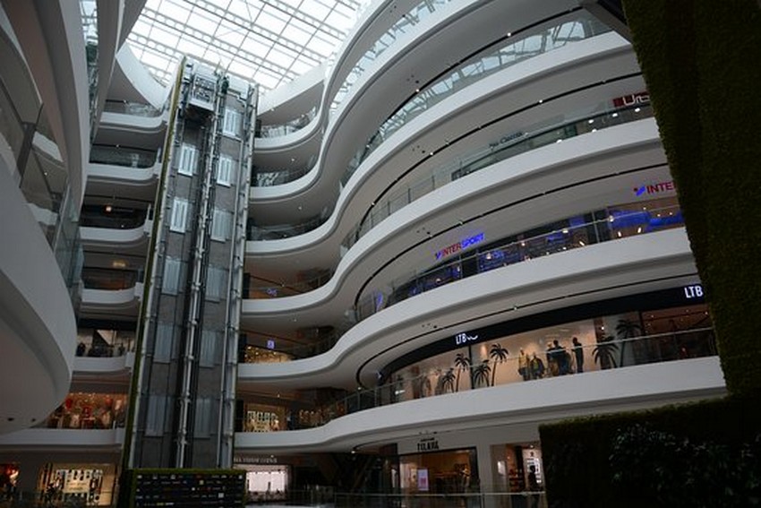 Il favoloso Centro commerciale di Tirana, il Toptani Shopping Center